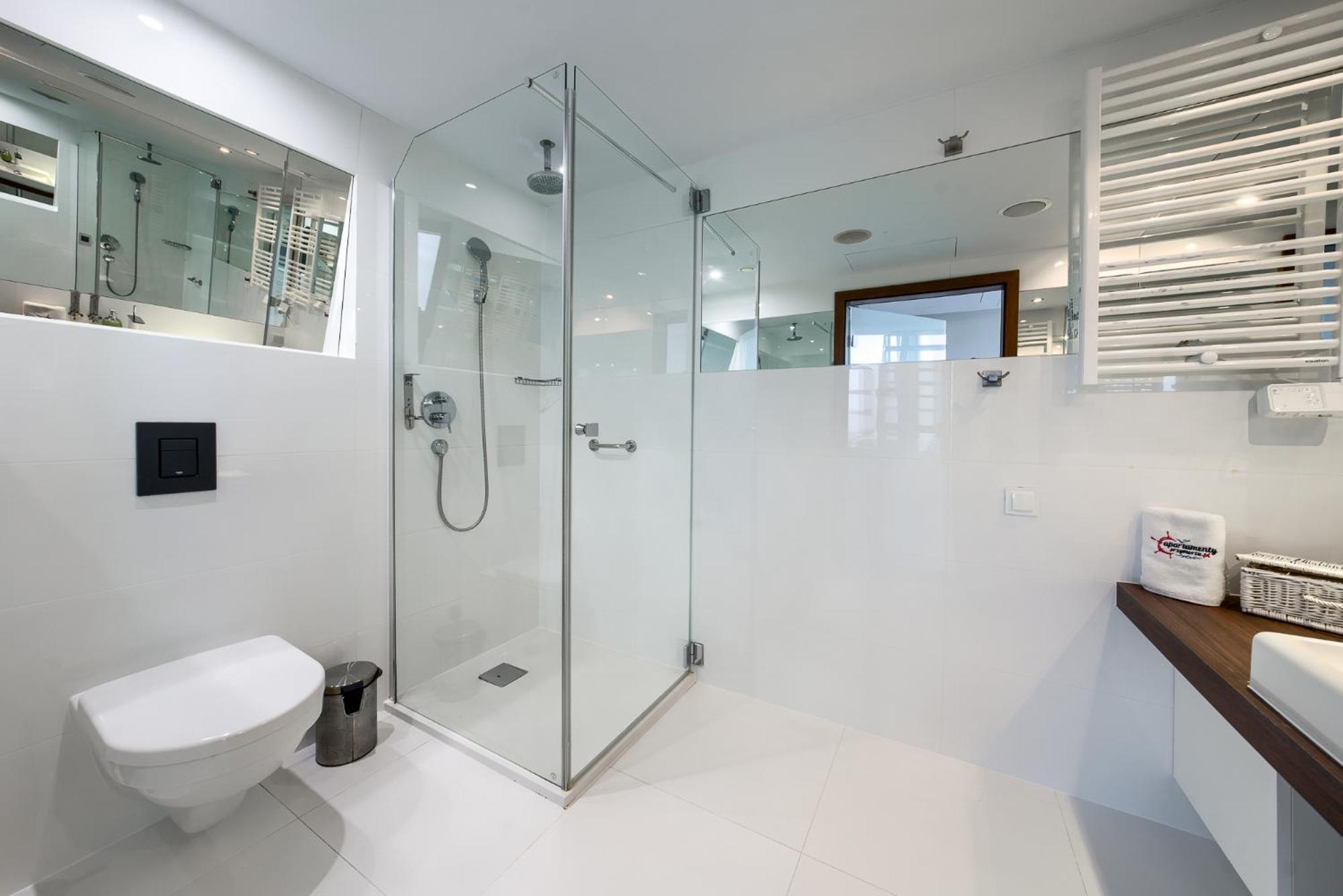 Apartamentyprzymorzu Marine***** Apartament Dwupoziomowy Z Widokiem Na Morze Kołobrzeg Esterno foto